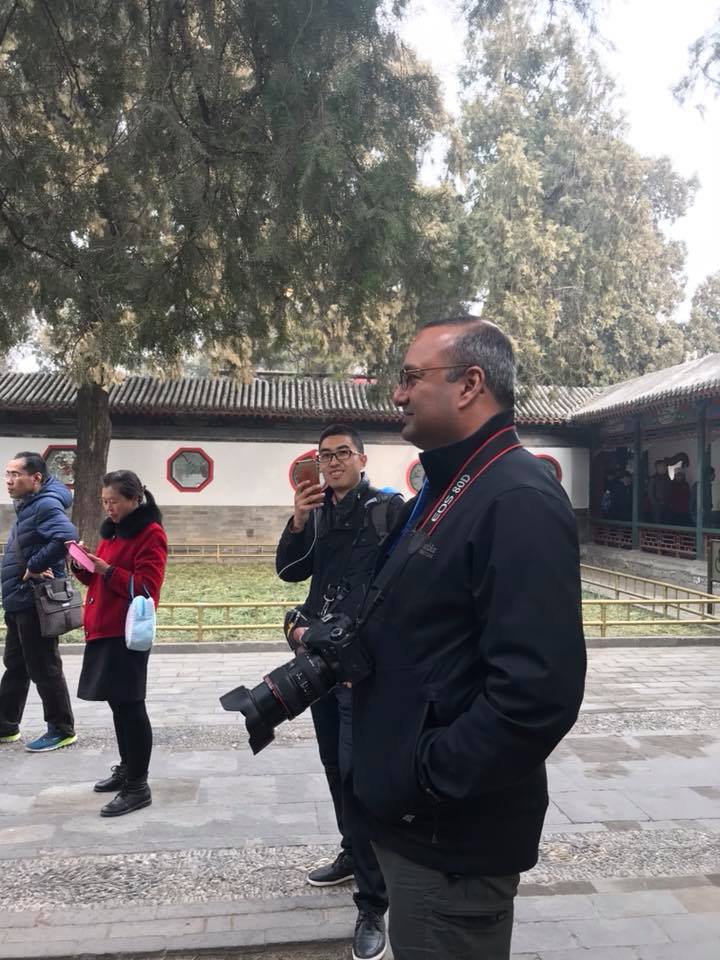 Love this guy. He just owned getting caught.