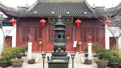 This level of symmetry is utterly awe-inspiring