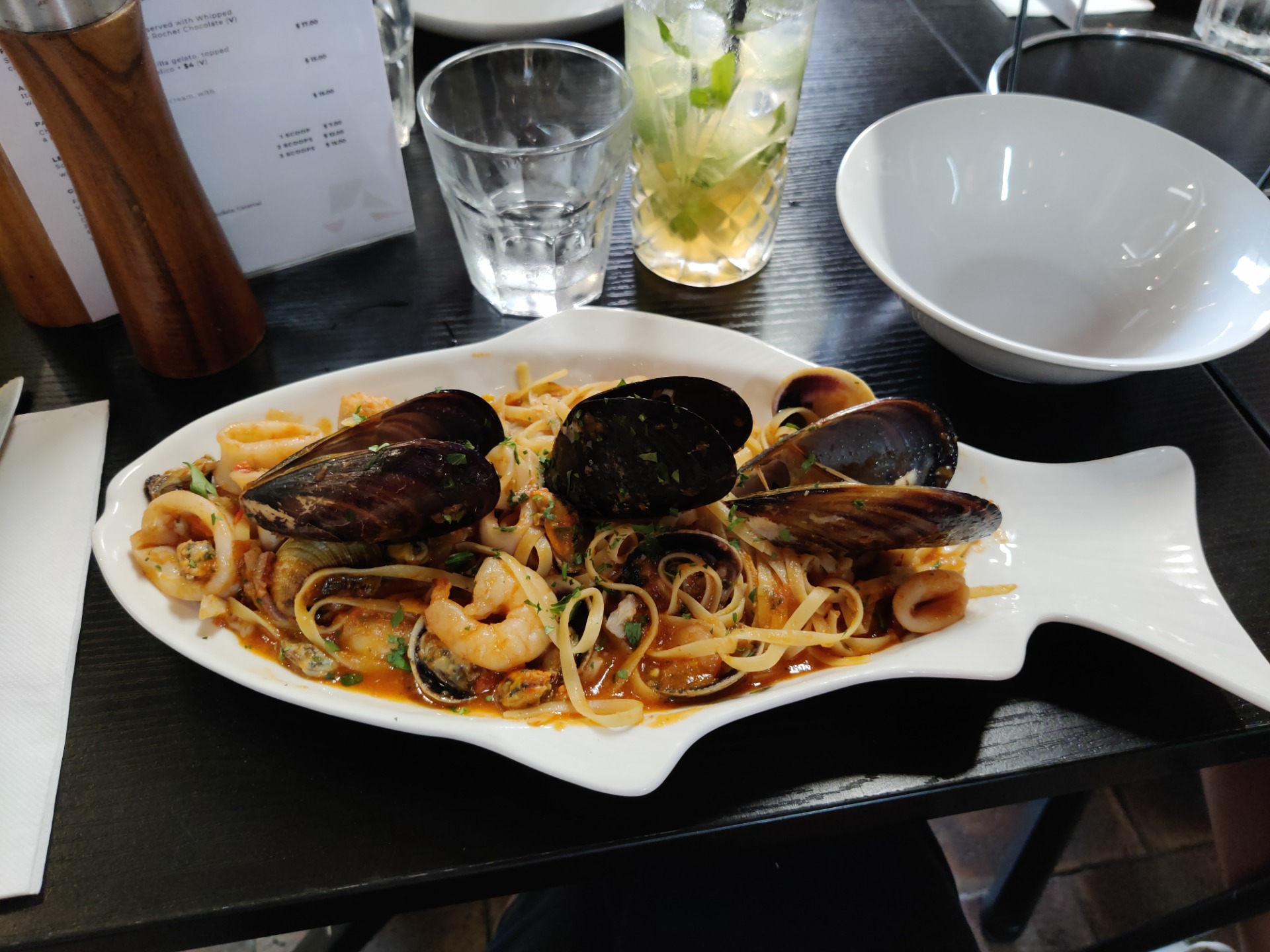 Peter Eva Pizza: Huskisson, AUSTRALIA.jpg