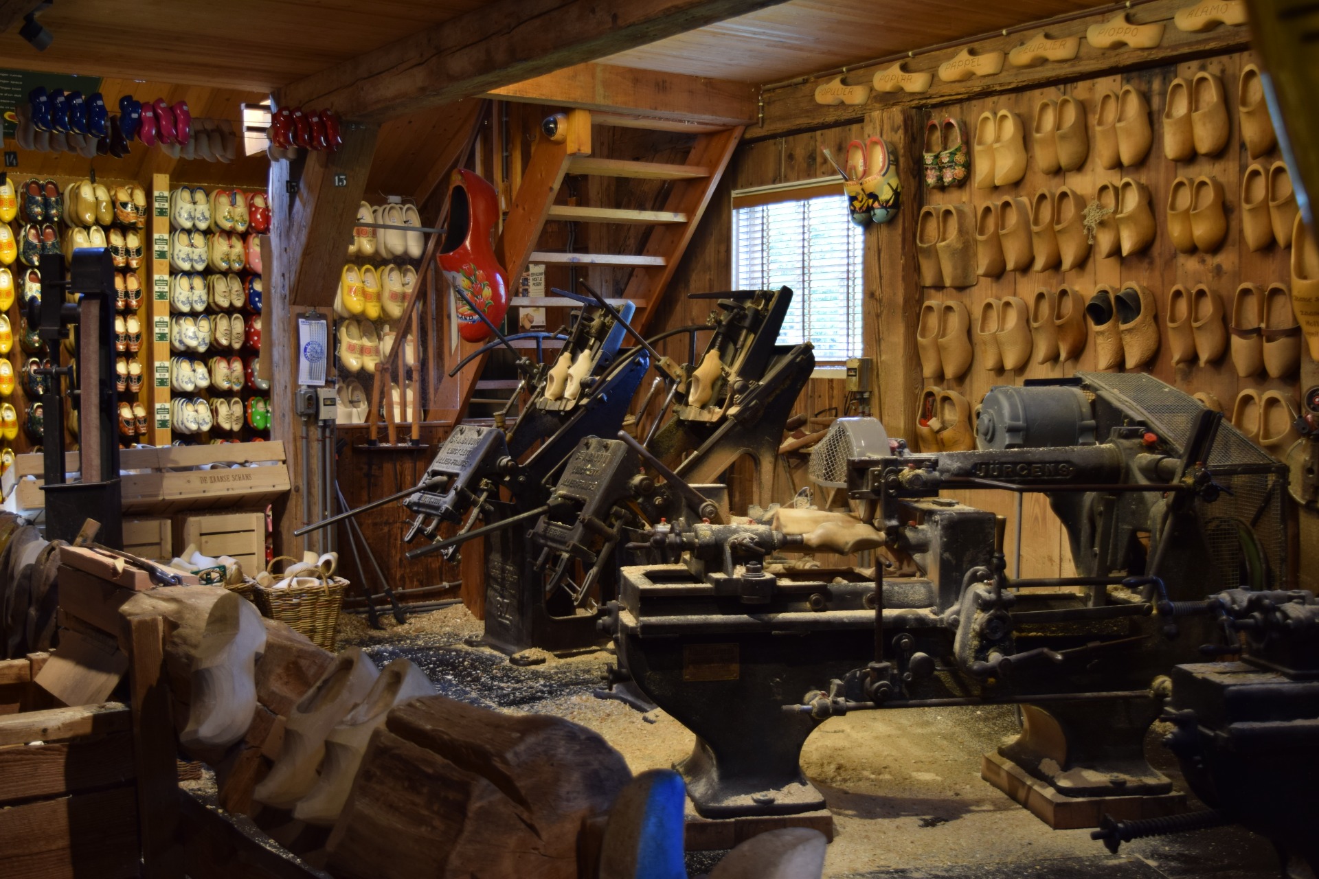 A look at the clog workshop
