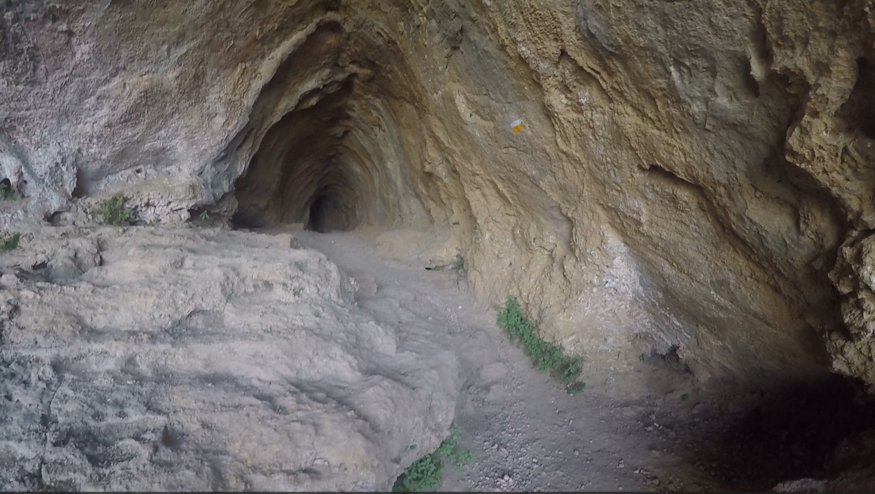 ”The Hole” close up (2).