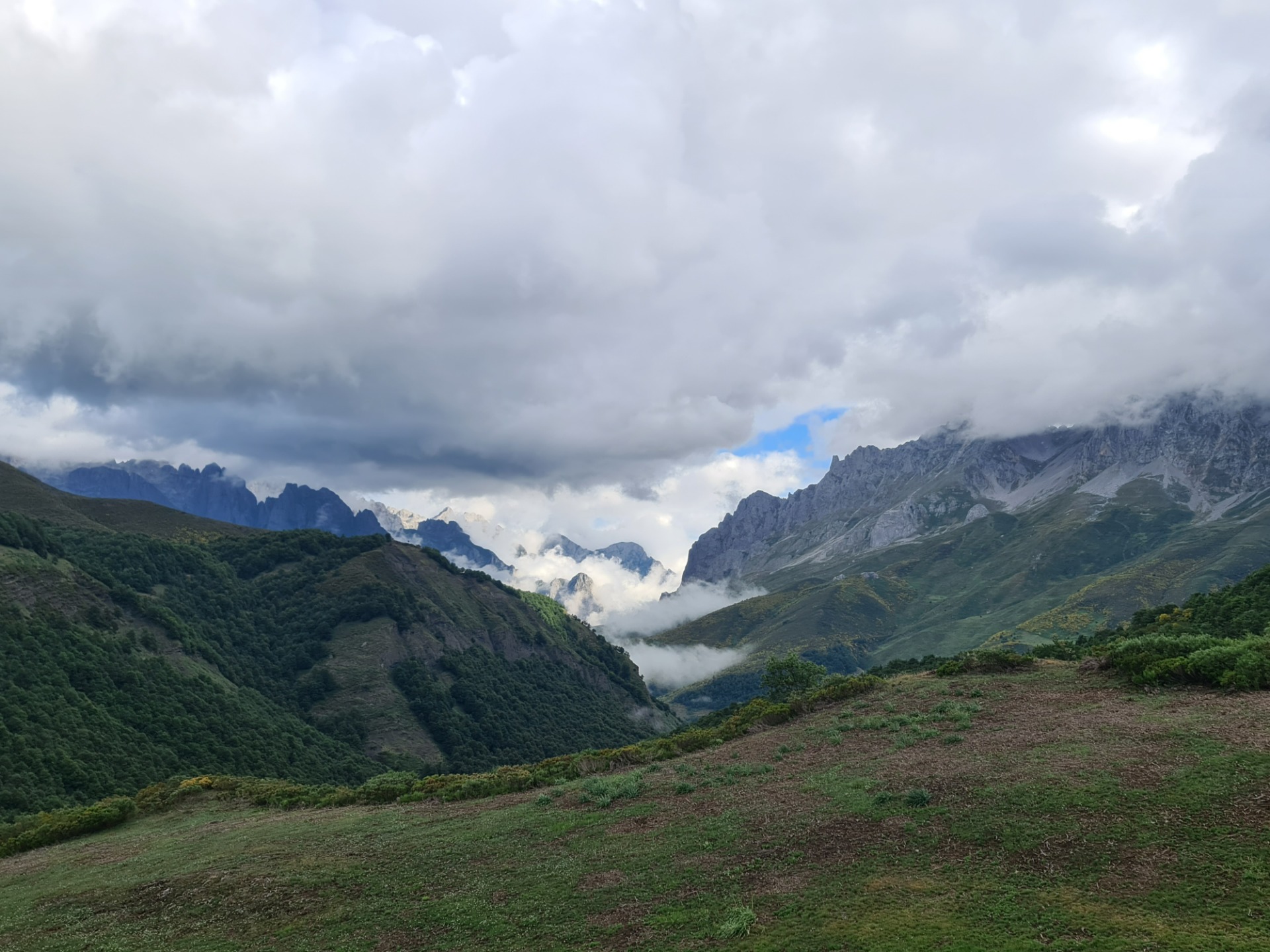 Appreciating the valley on my way to the route.