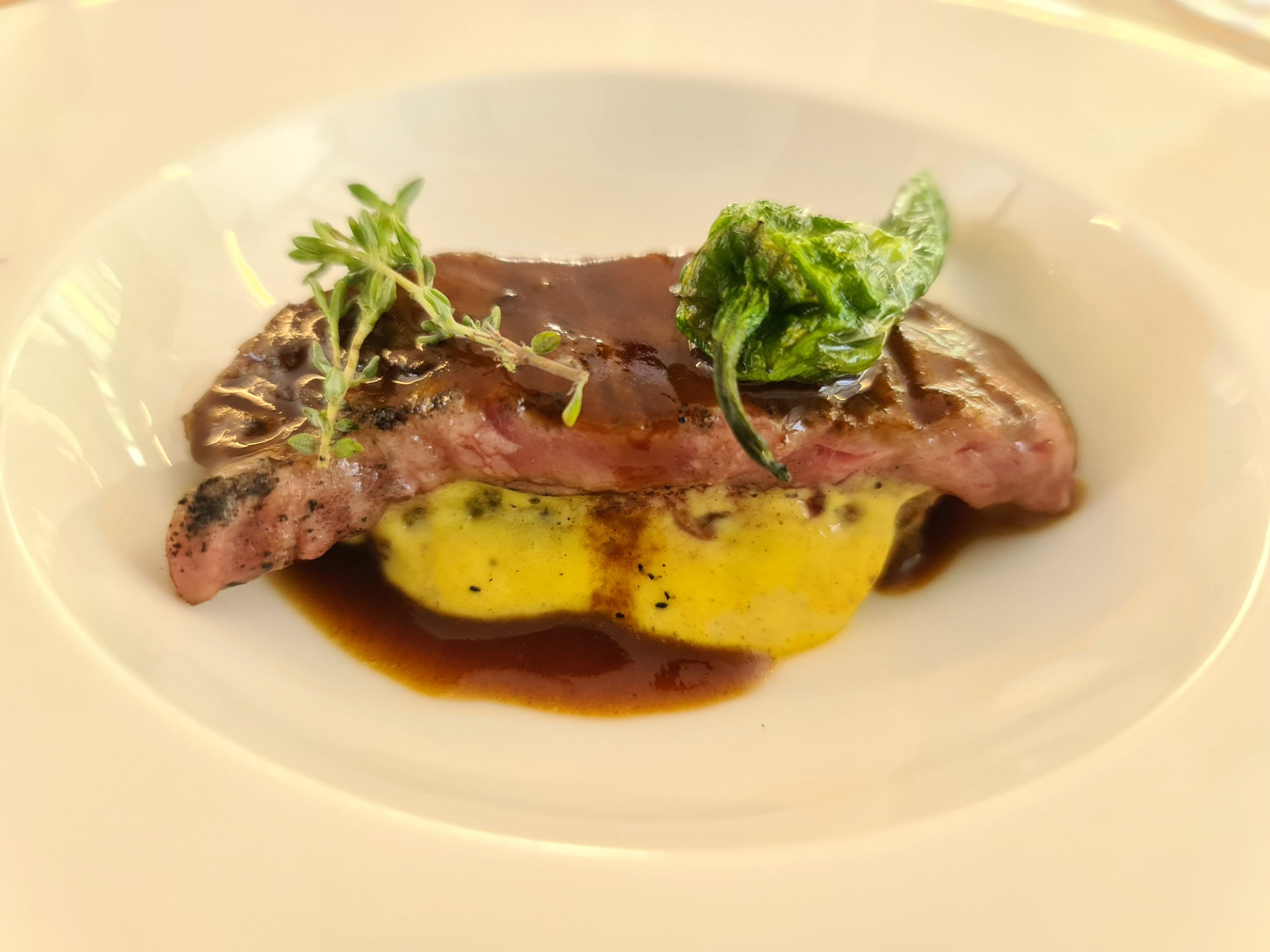 Iberian pork ”presa” (shoulder blade cut) on a sweet ”Madrid style stew” meatball - Fourth starter (2).