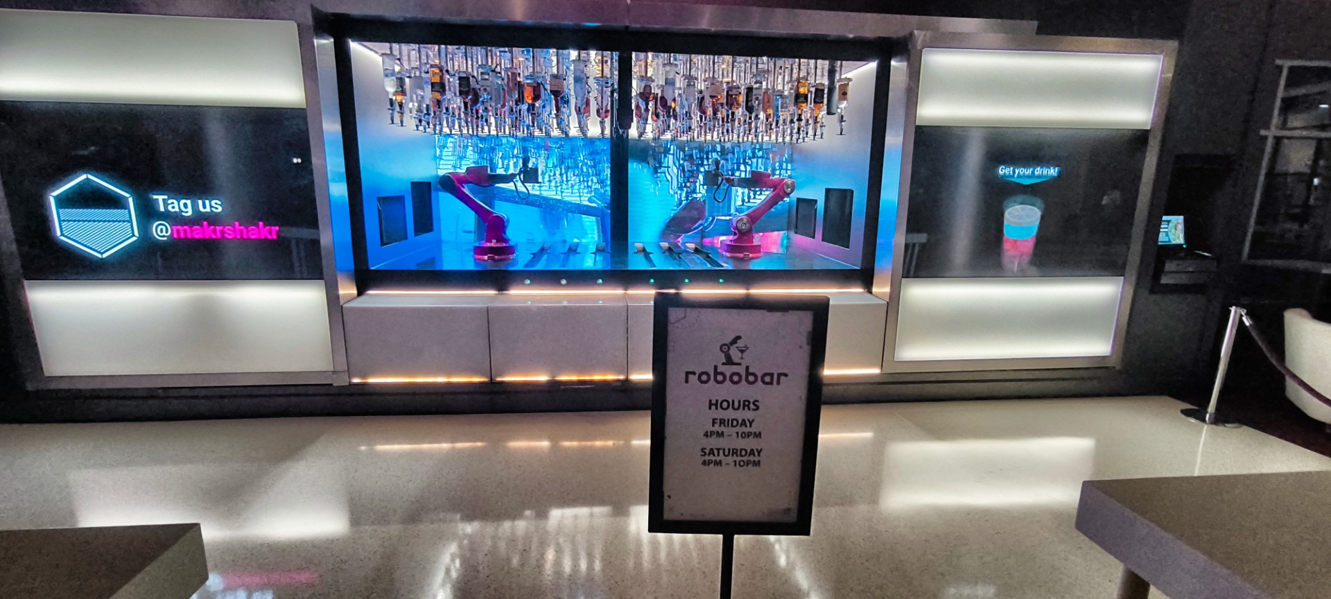 The robobar