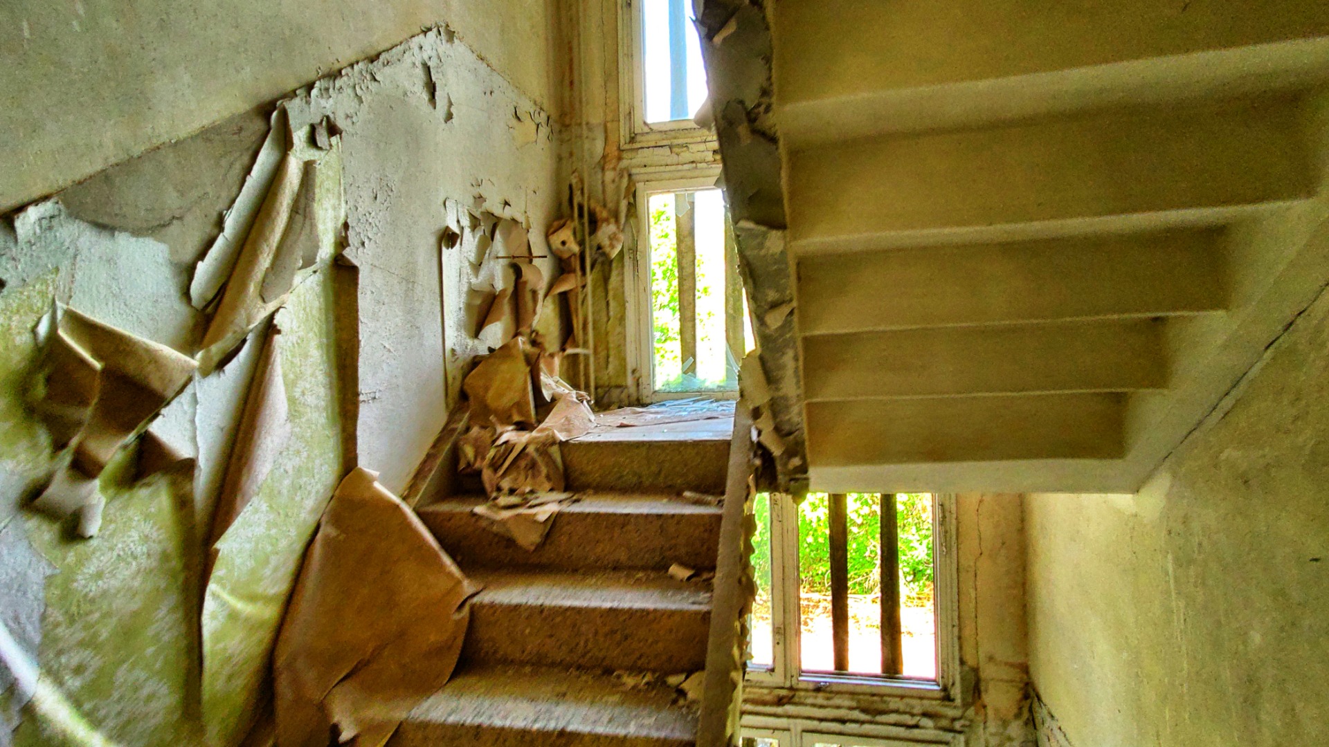 The stairways to the soldiers cabins