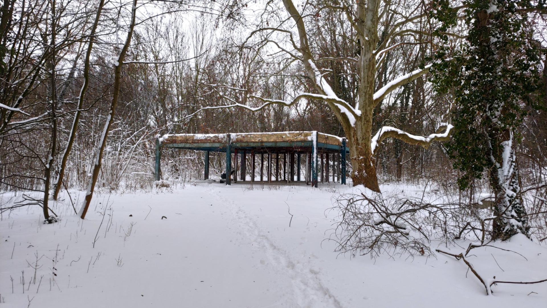 Winter time at the leisure island