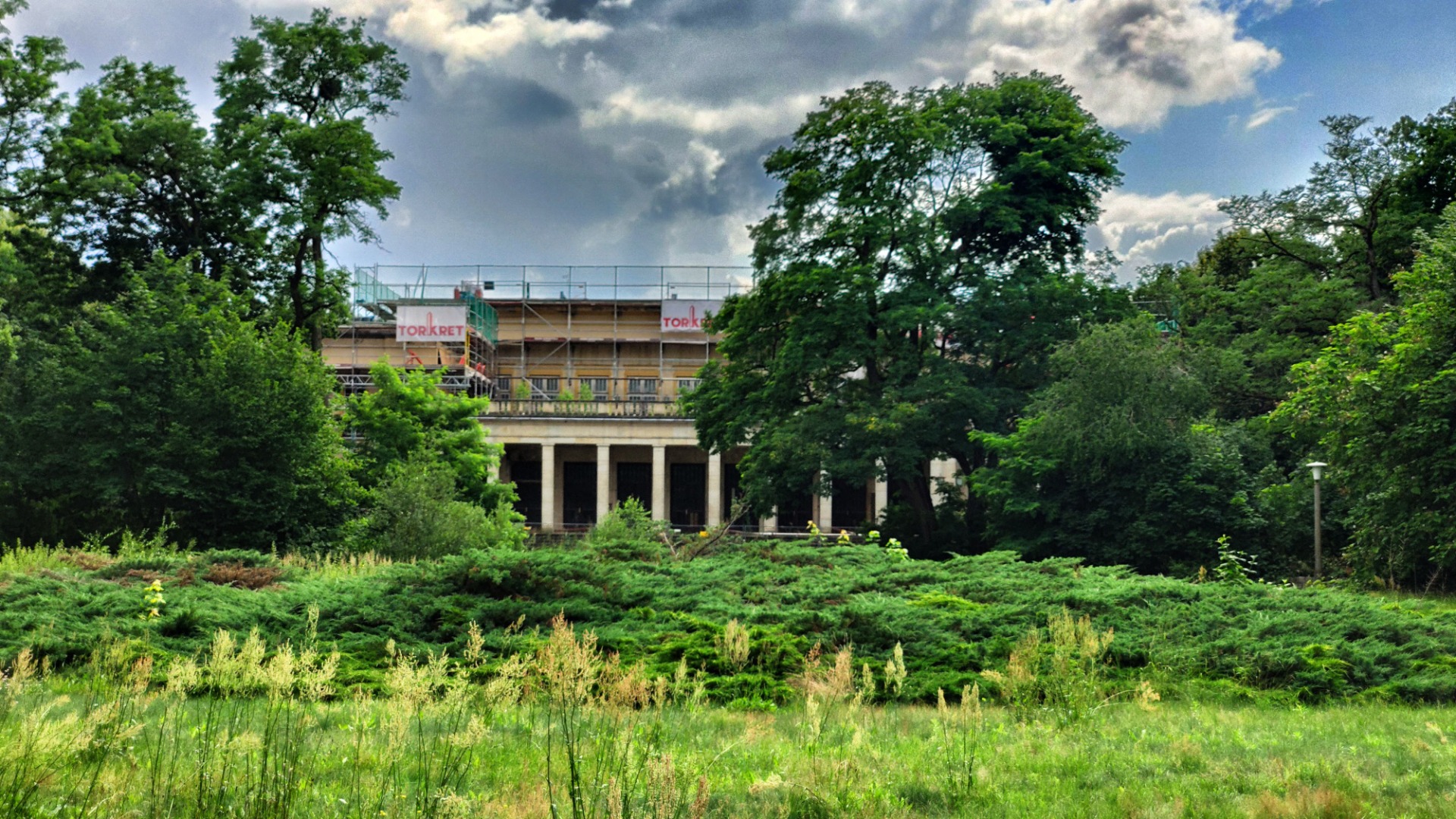 Once an university, now a lost place