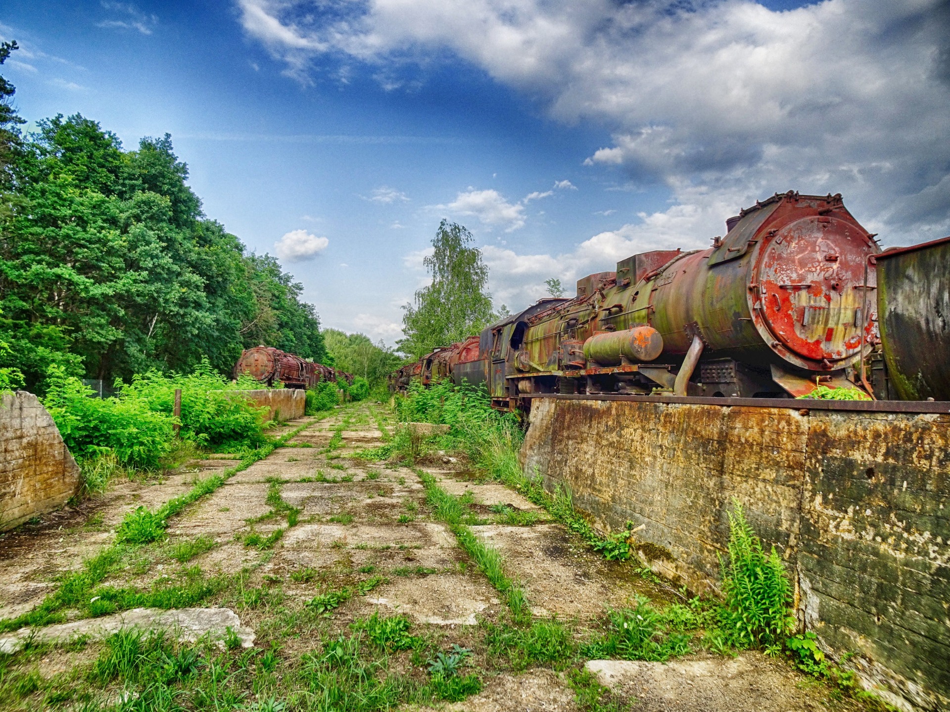 The street of the iron horses
