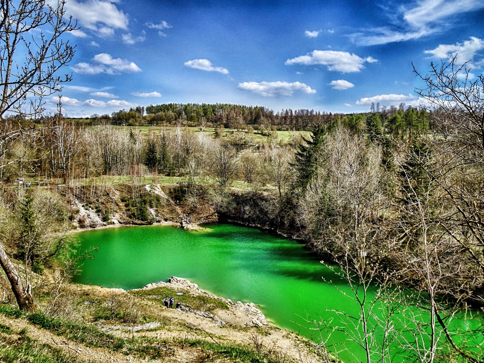 Sunny day, green water