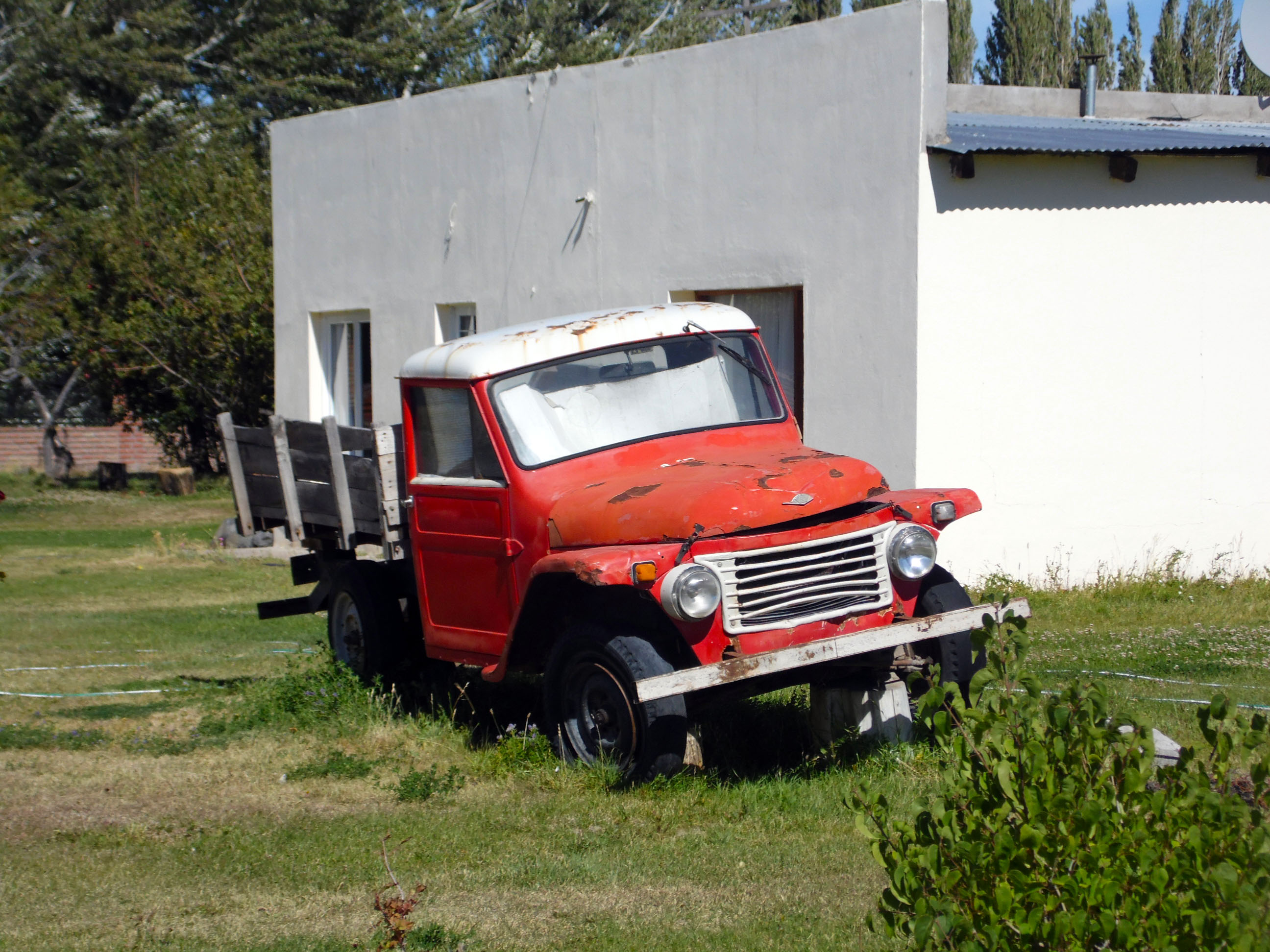 Old trucks in Los Antiguos
