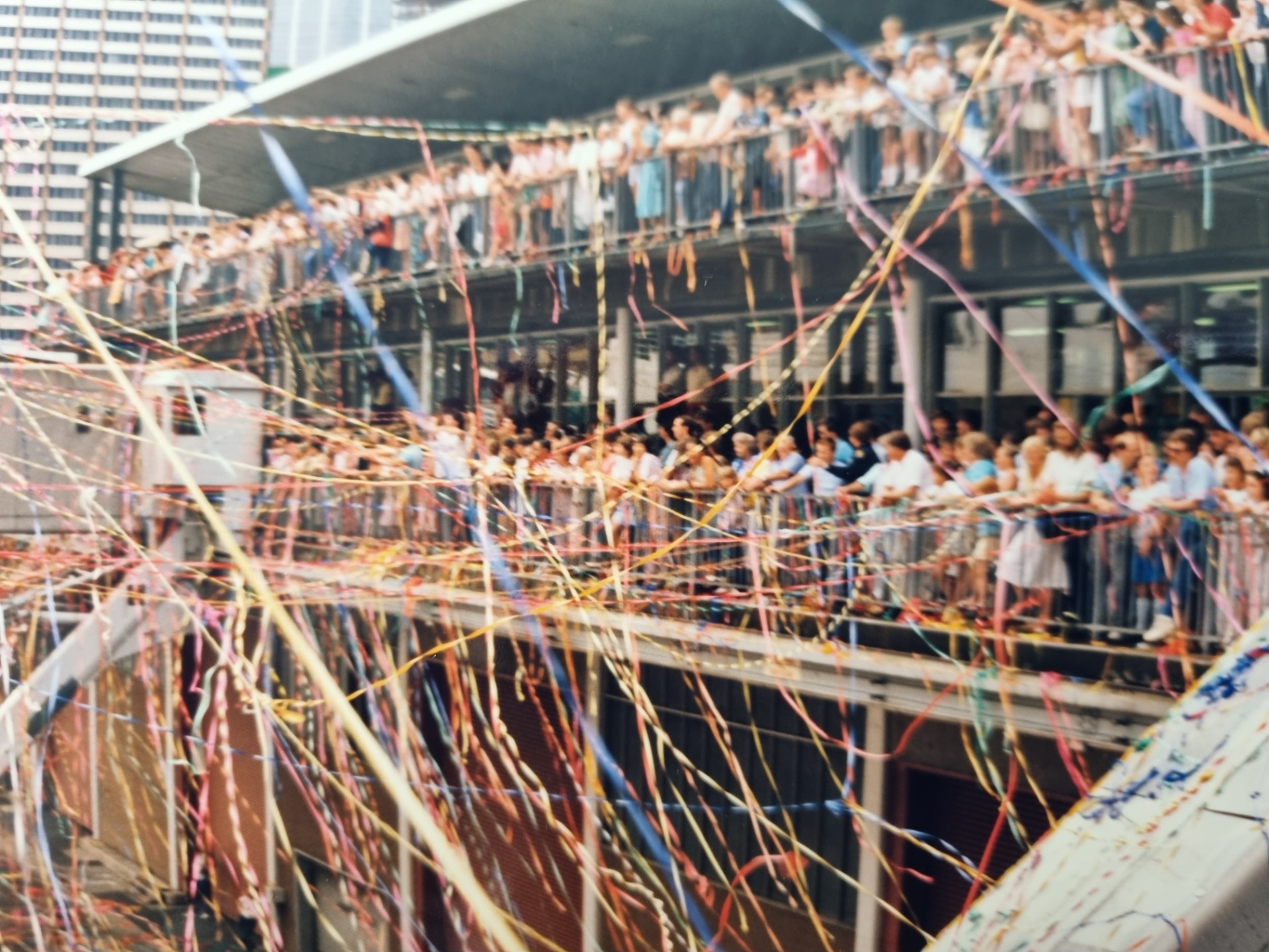 Cruising to Fiji 1986