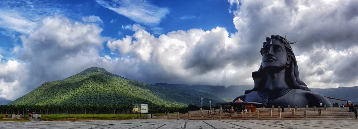 Isha Yoga Foundation ( image: Isha Foundation)