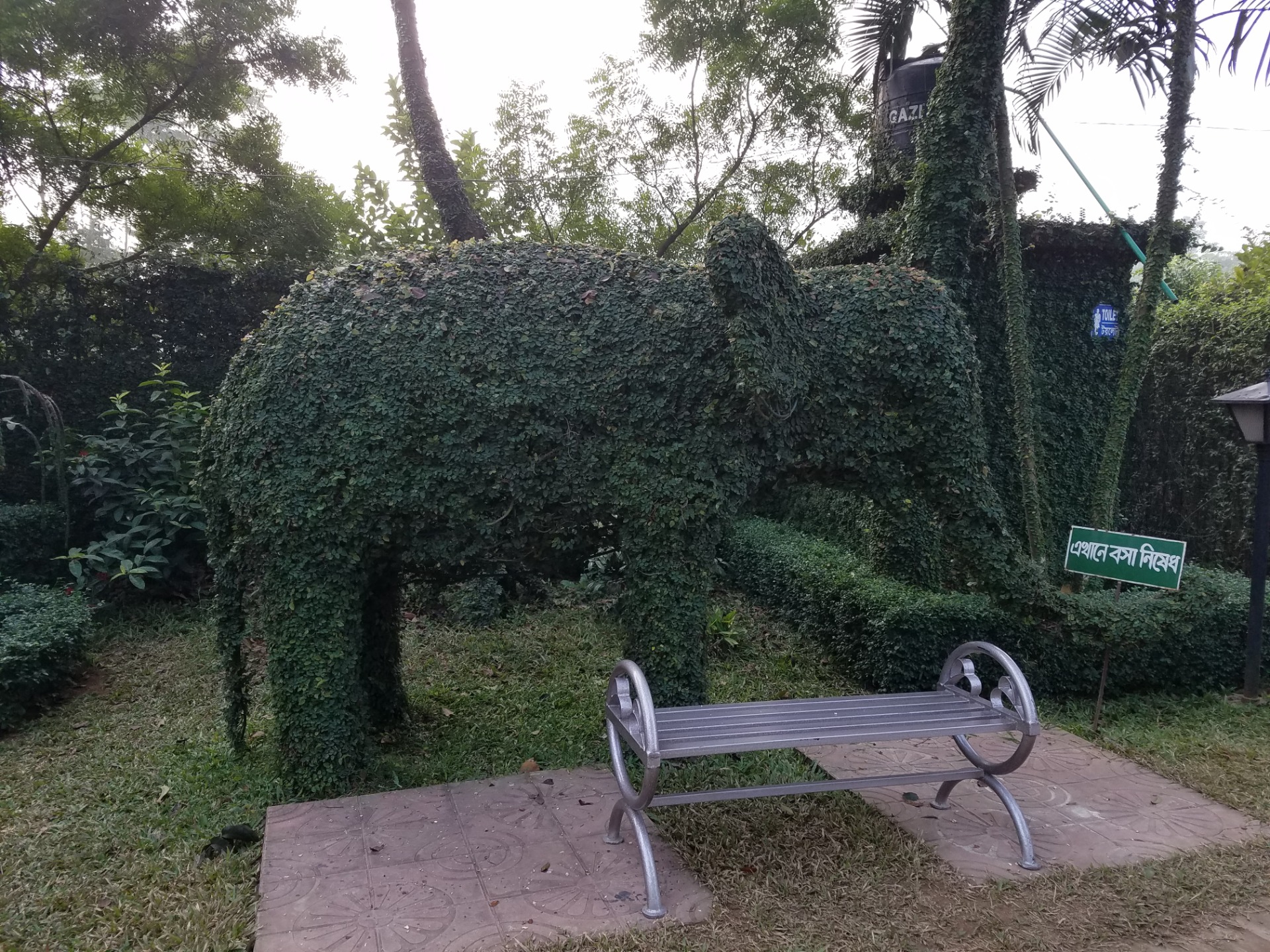 Elephant structure