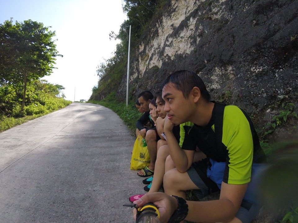 Looks like we’re hungry while reaching back to the entrance area