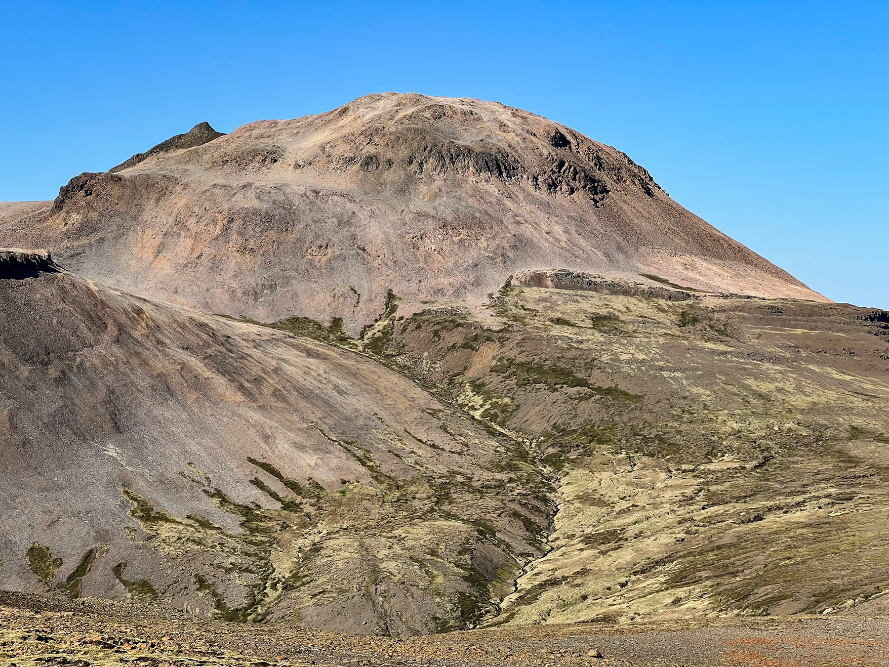 Drápuhlíðarfjall, aka Rocky Bitch