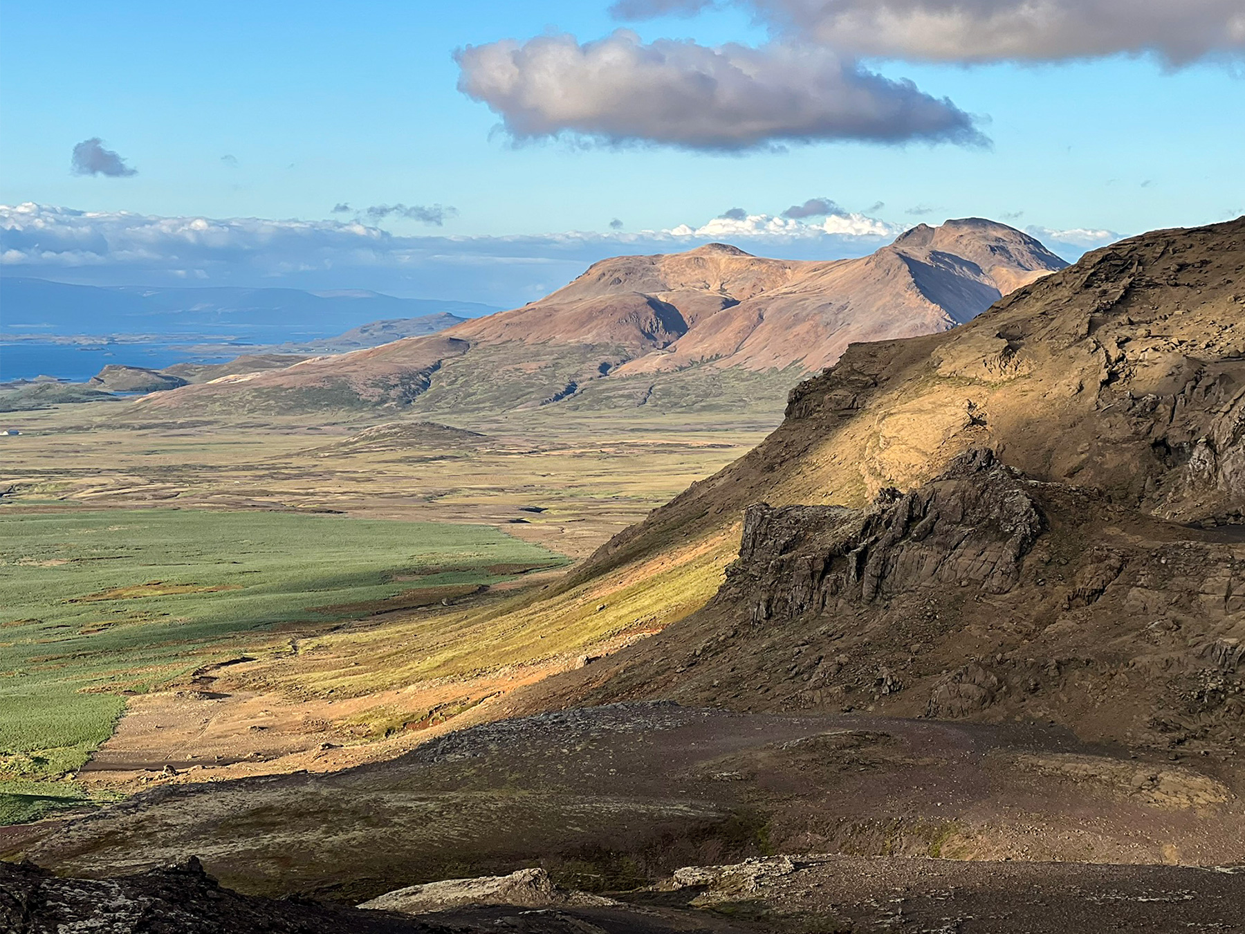 Zza Starej Kobiety kuka moja ulubiona Drápuhlíðarfjall.