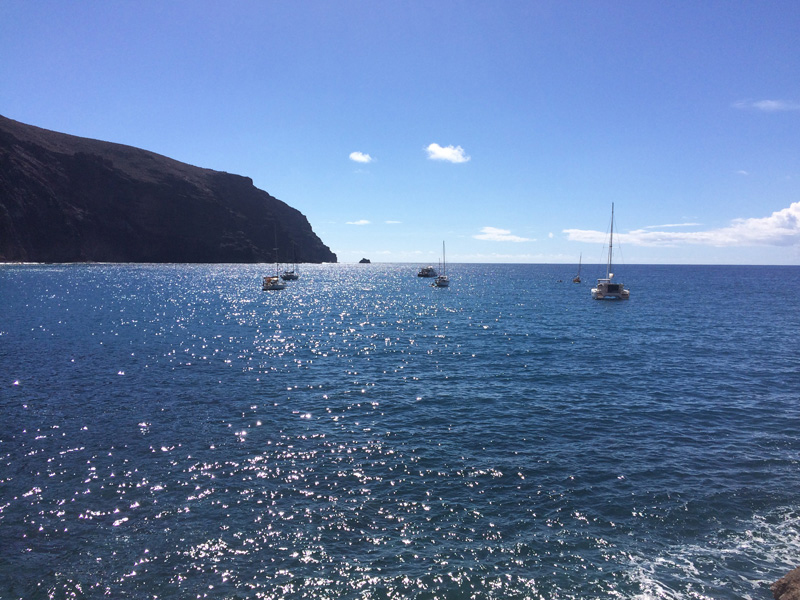 The anchorage in Valle Gran Rey. Deep, clean and spacious