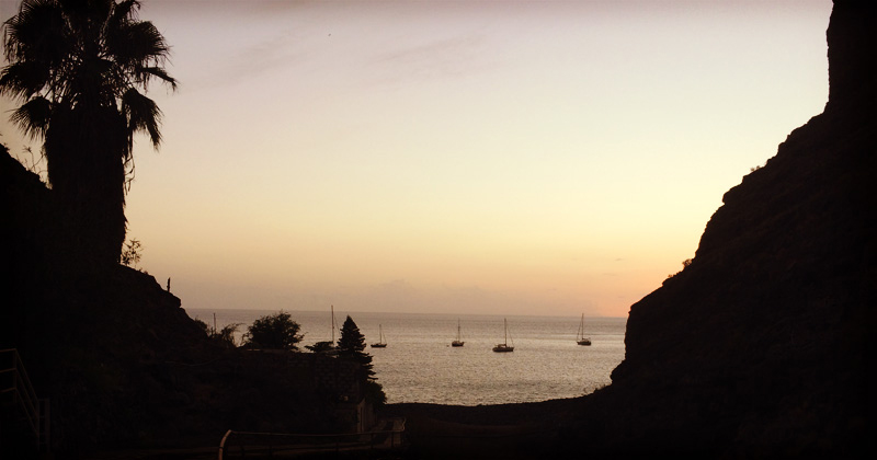 The canyon spilled me directly on the shore of my bay. Did I say lucky already?