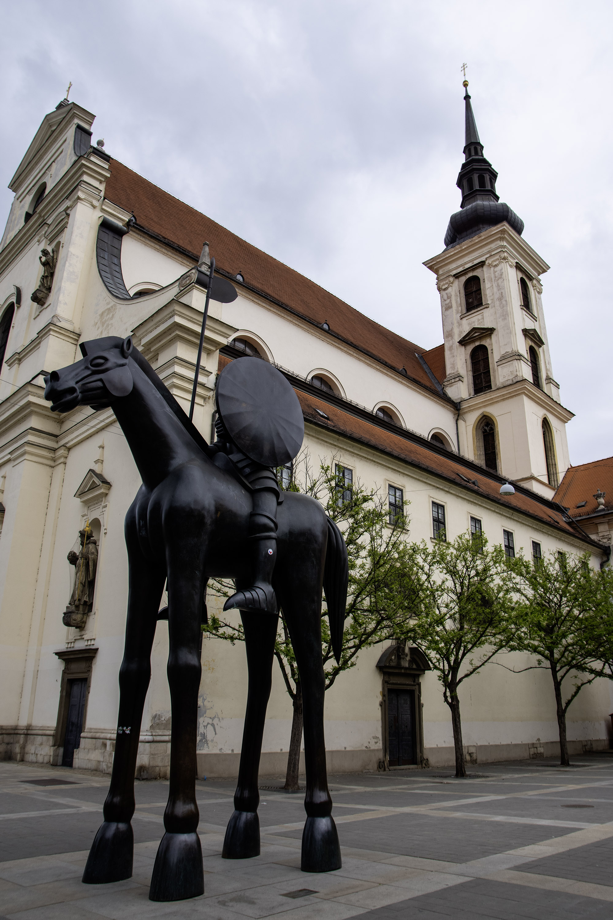 Pomnik Odvaha (Odwaga) z 2015 roku (autor Jaroslav Róna) / Odvaha (Courage) monument from 2015 (by Jaroslav Róna)